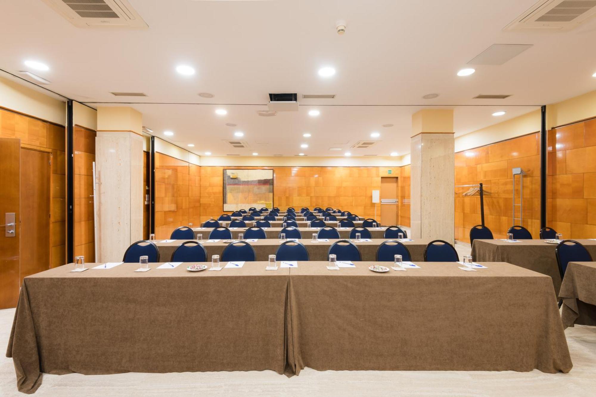 Ciudad De 4* Valladolid