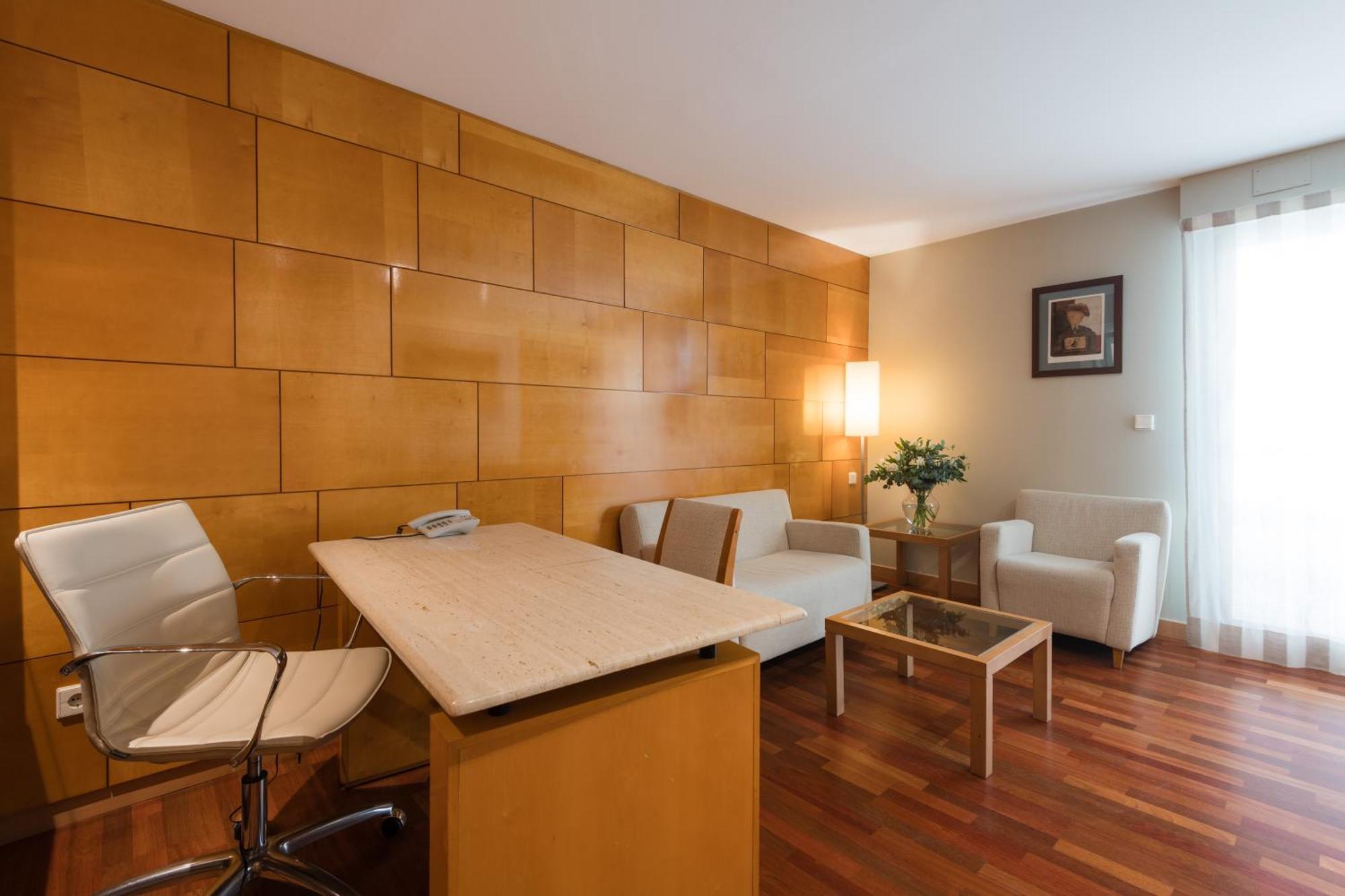 Ciudad De Hotel 4*