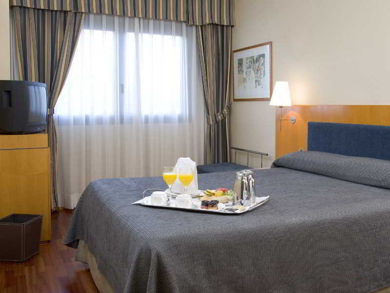 Hotel Ciudad De 4*