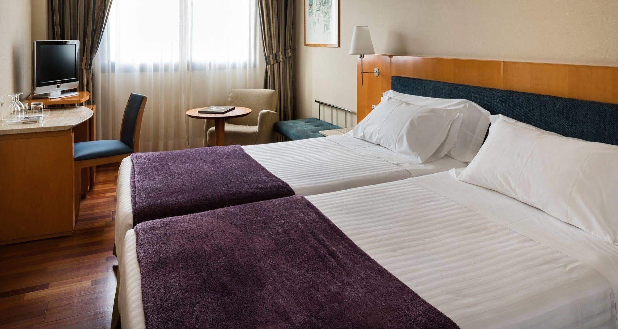 Hotel Ciudad De 4*