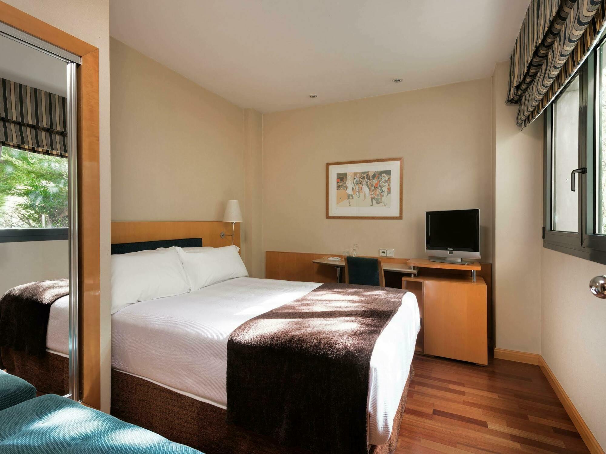 Hotel Ciudad De 4*